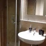 Bed & Breakfast Secret