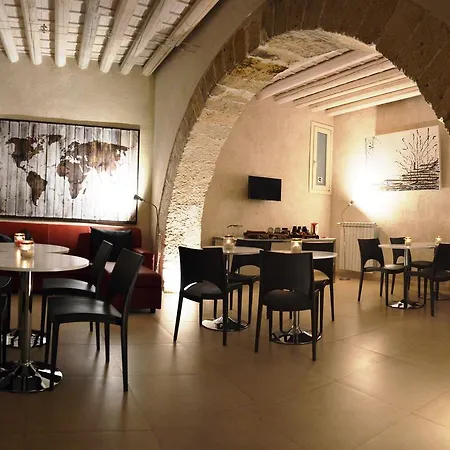 Bed & Breakfast Secret 3*